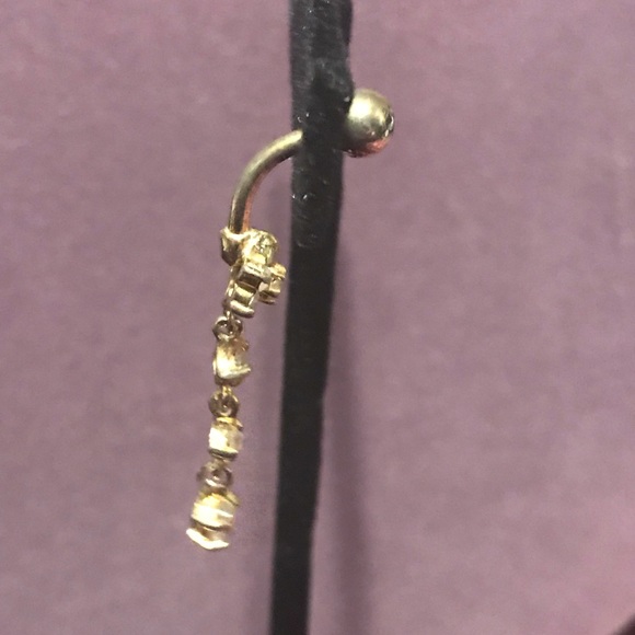 Rhinestone stars belly ring. Never worn - Picture 2 of 3